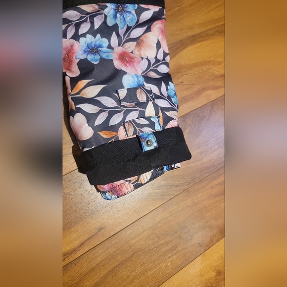 Deux par Deux Snowsuit 2T - Picture 3 of 12